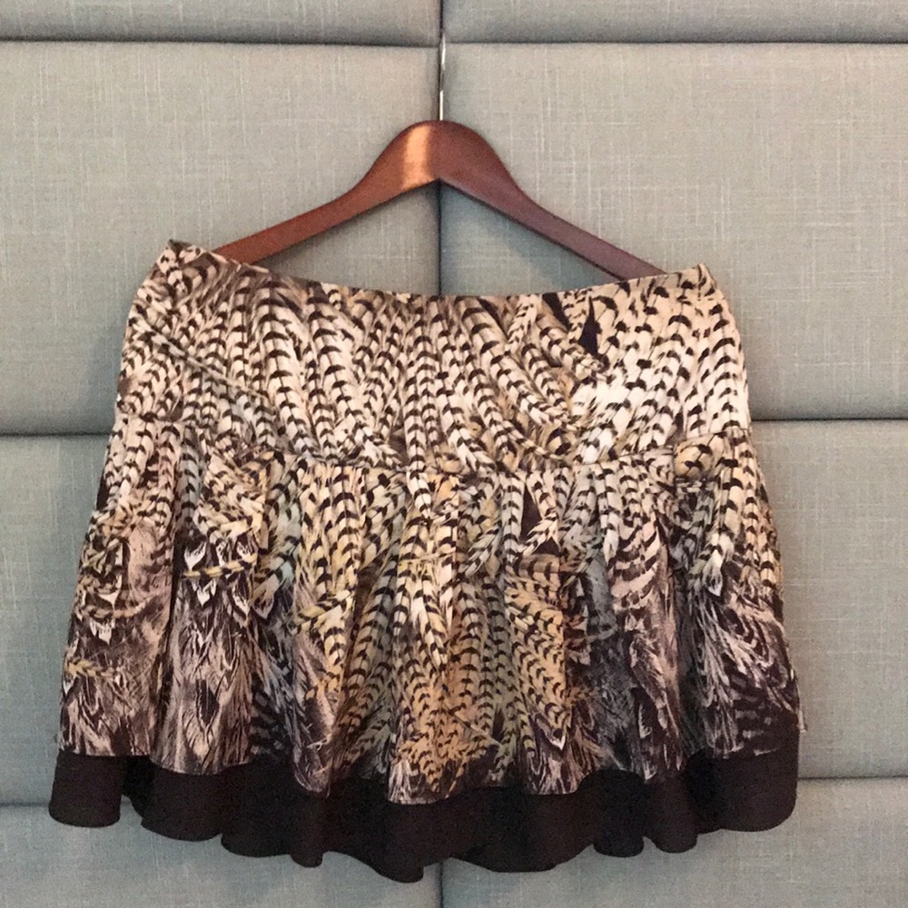 Silk feather pattern skirt